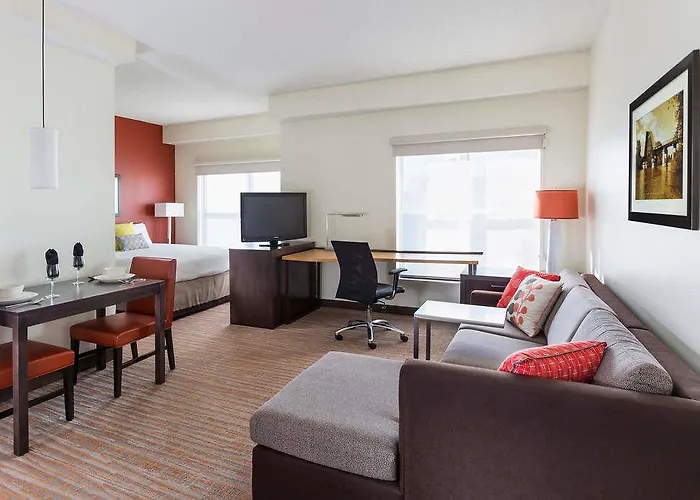 By Marriott By Mall Of America Hotel