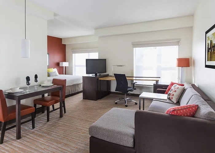 By Marriott By Mall Of America Hotel