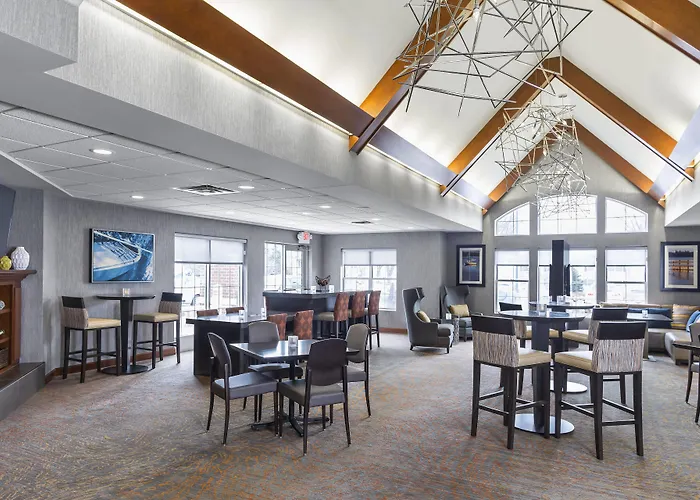 Hotel By Marriott By Mall Of America 3*